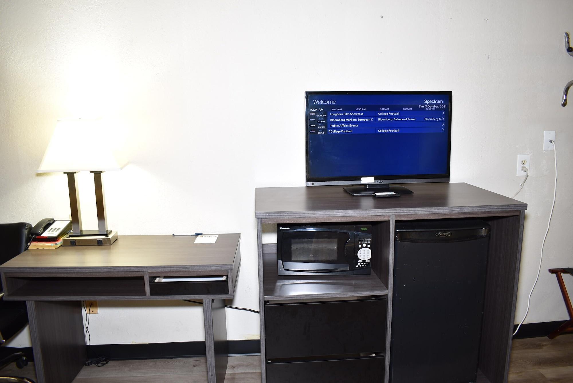 Super 8 By Wyndham Fredericksburg Hotel Ngoại thất bức ảnh